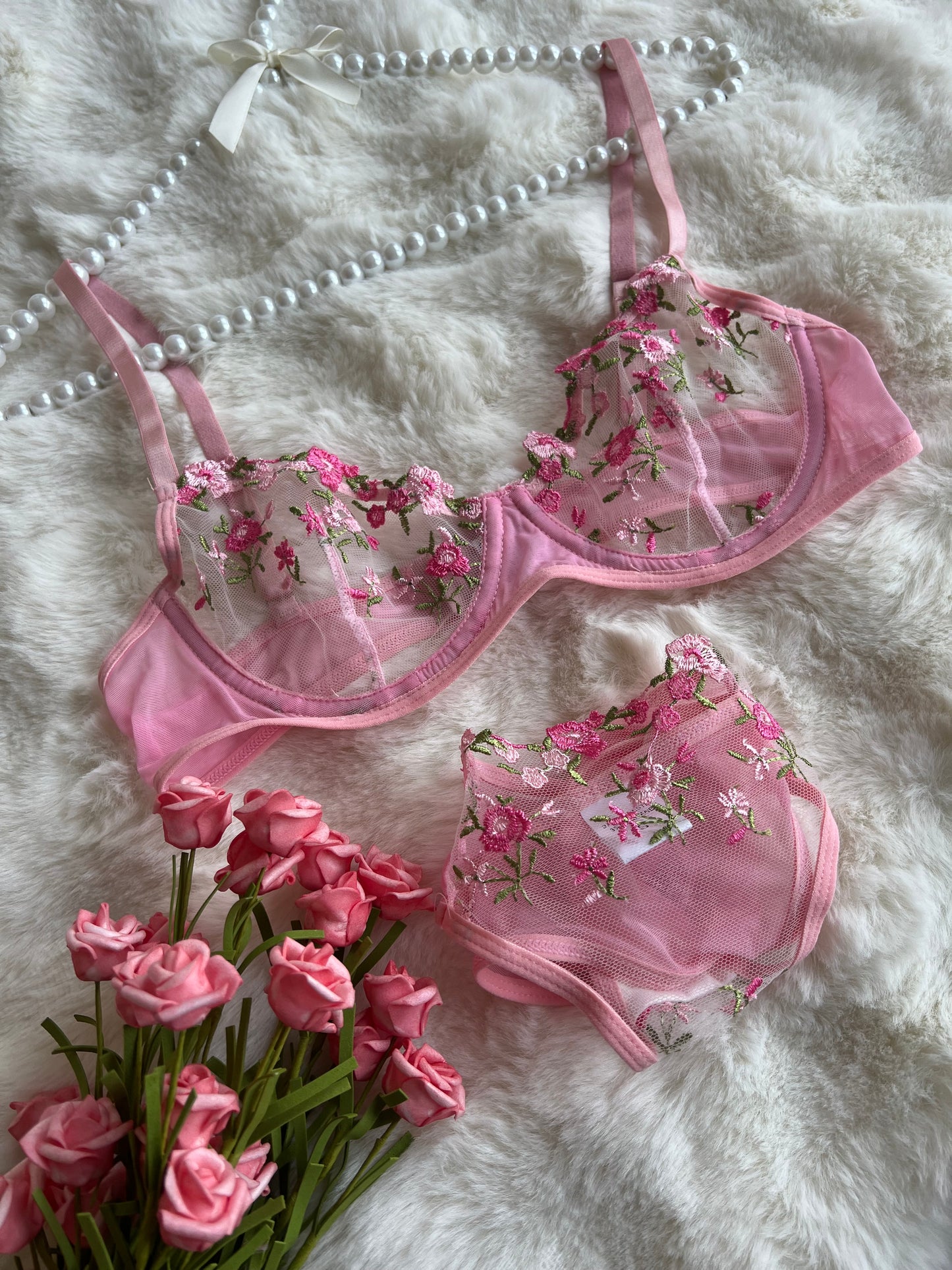 Amour Rose Lace