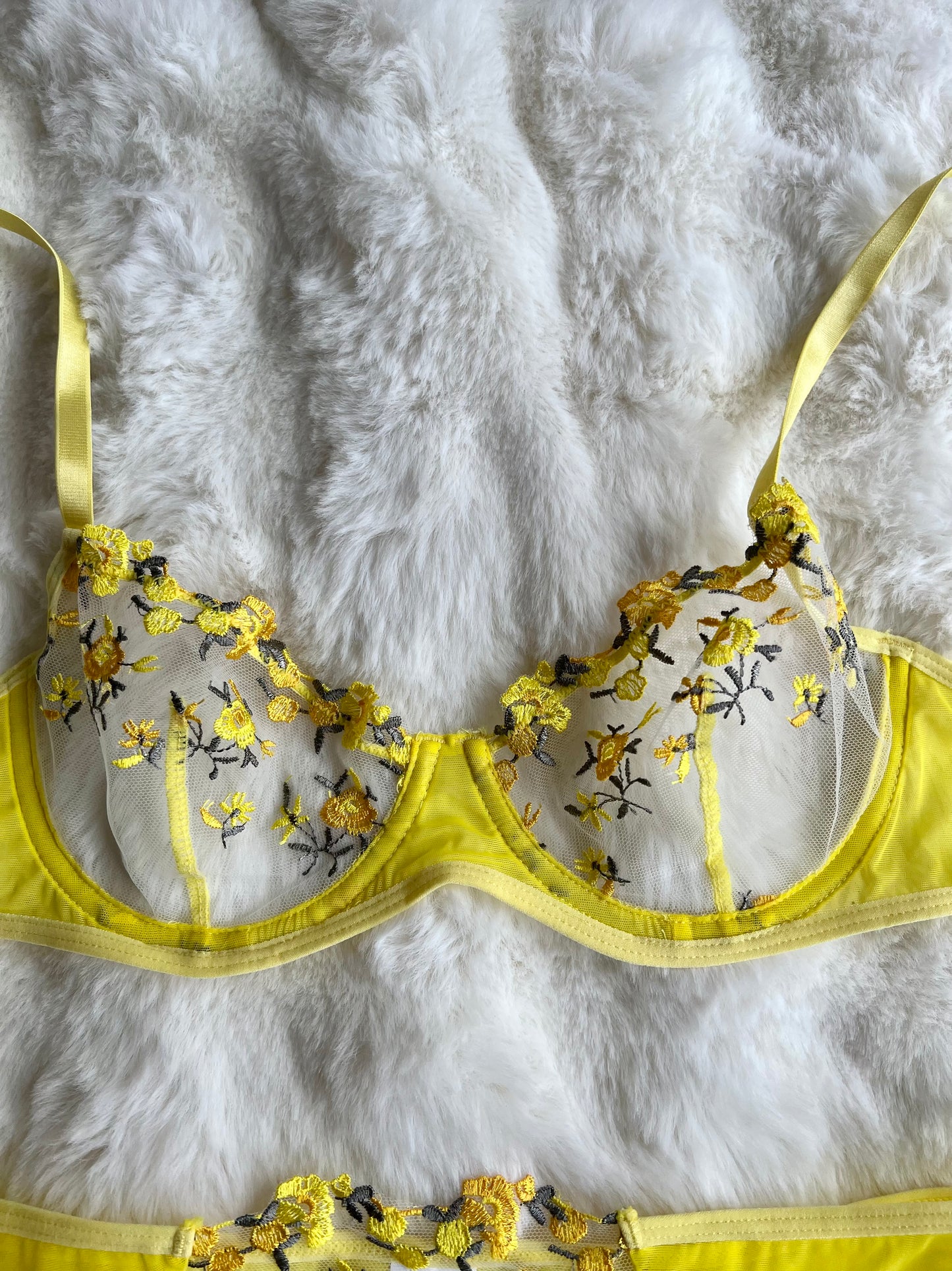 The Yellow Set