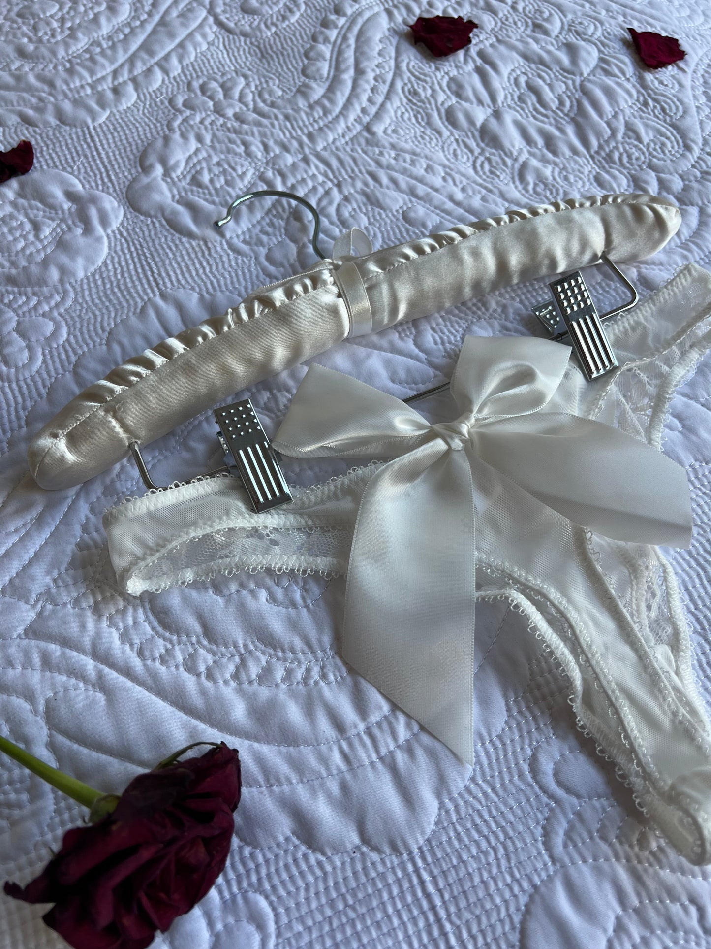 Ivory Bow Thong Set